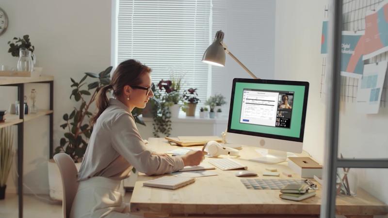 Virtual Room on a business woman's computer